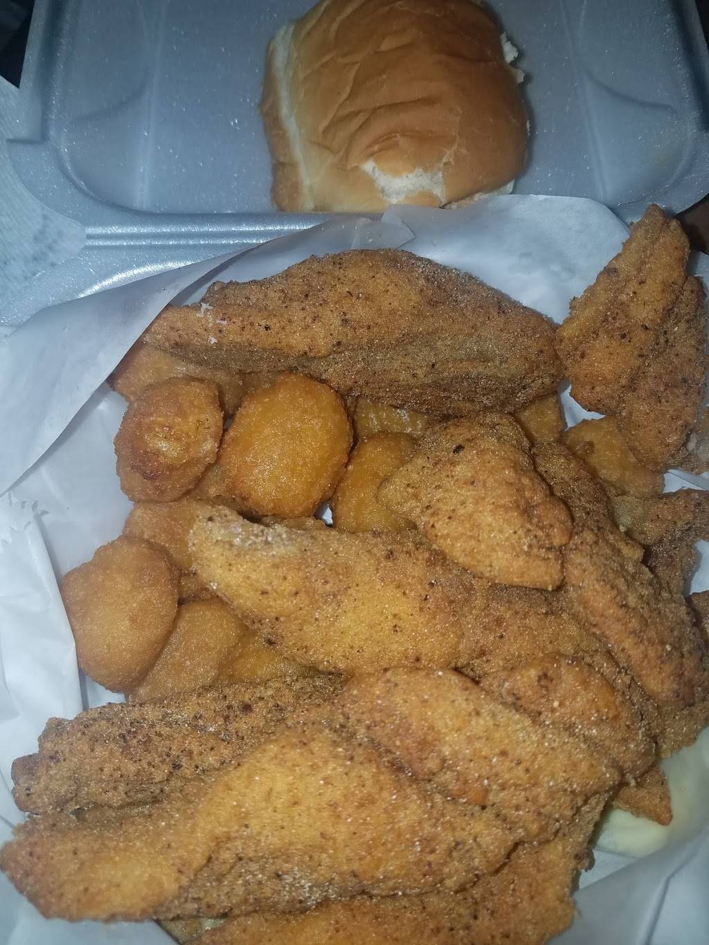 Supreme Hot Wings | meal takeaway | 1674 Whitten Rd #102, Memphis, TN 38134, USA | 9013730123 OR +1 901-373-0123