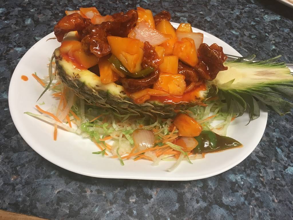 Gar Won Chinese Restaurant | restaurant | 5709 Tecumseh Rd E, Windsor, ON N8T 1E1, Canada | 5199456888 OR +1 519-945-6888