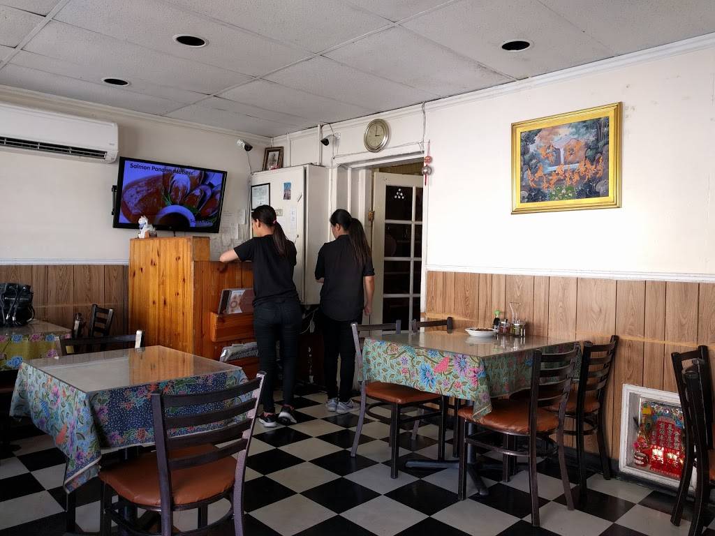 Siam Chan Restaurant | restaurant | 1611 Colby Ave, Los Angeles, CA 90025, USA | 3104444981 OR +1 310-444-4981