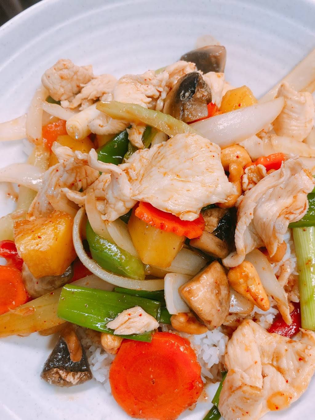 Rod D by Sitti Thai Cuisine | restaurant | 1422 - 1424 Beacon St, Brookline, MA 02445, USA | 6177384977 OR +1 617-738-4977