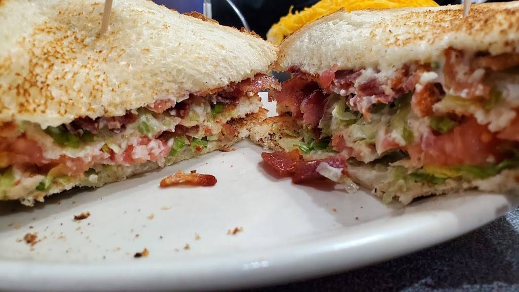 Camp Washington Chili | restaurant | 3005 Colerain Ave, Cincinnati, OH 45225, USA | 5135410061 OR +1 513-541-0061