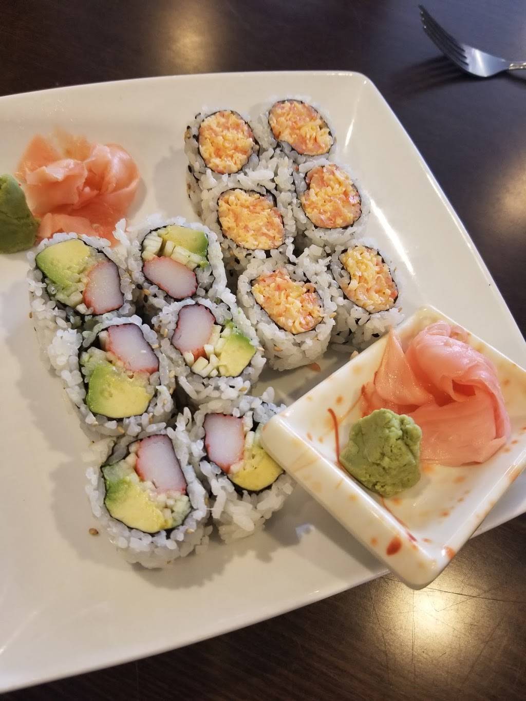 Yamato Sushi Steak House of Henderson | restaurant | 1307 U.S. 79N, Henderson, TX 75652, USA | 9033928813 OR +1 903-392-8813