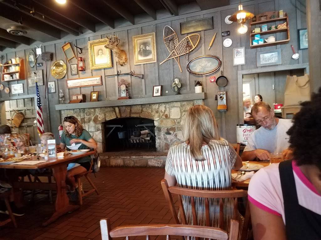 Cracker Barrel Old Country Store | restaurant | 3701 Elmsley Ct, Greensboro, NC 27406, USA | 3362741853 OR +1 336-274-1853