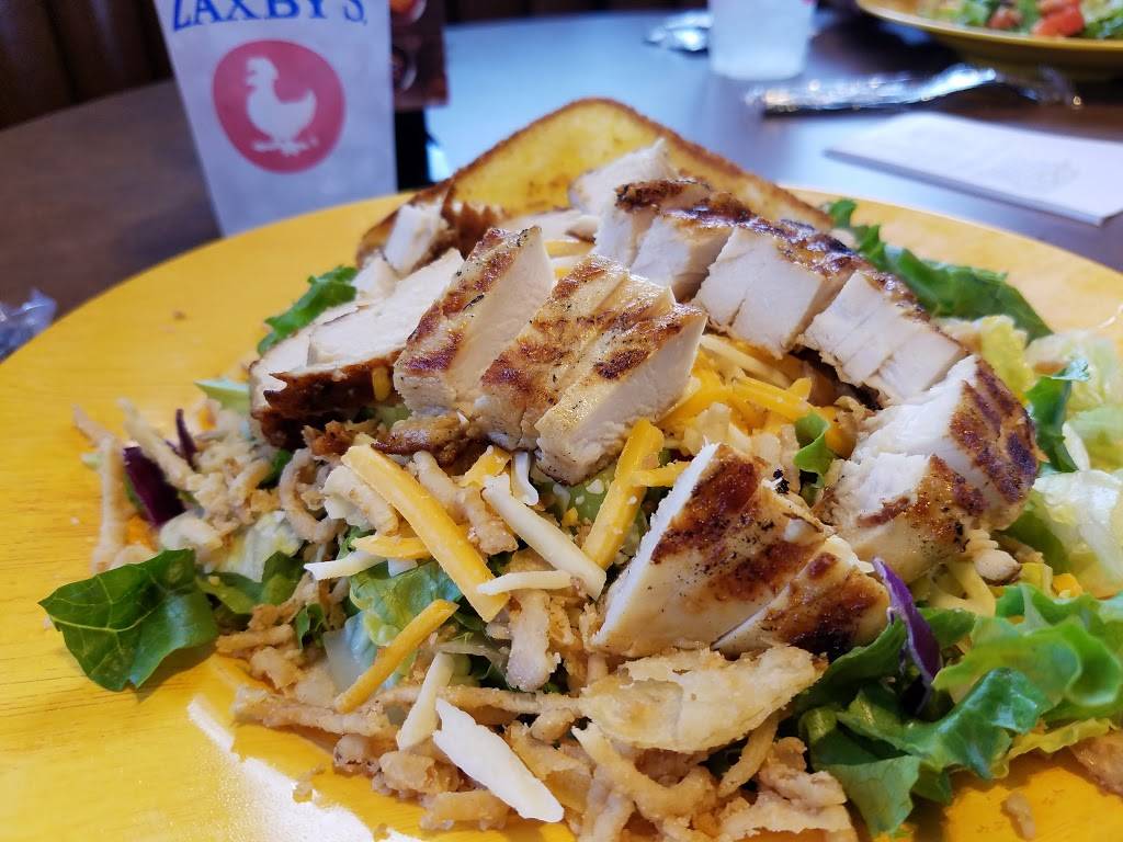 Zaxbys Chicken Fingers & Buffalo Wings | restaurant | 160 Partner Cir, Southern Pines, NC 28387, USA | 9106848496 OR +1 910-684-8496