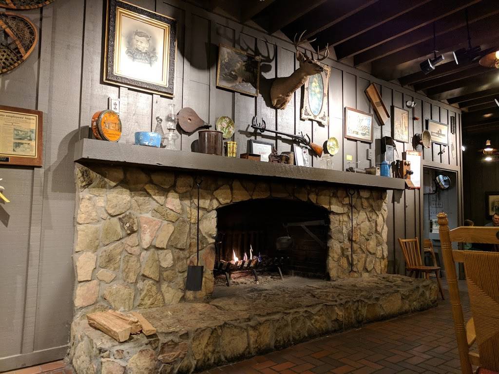 Cracker Barrel Old Country Store | restaurant | 101 Lect Dr, Perry, GA 31069, USA | 4789872242 OR +1 478-987-2242