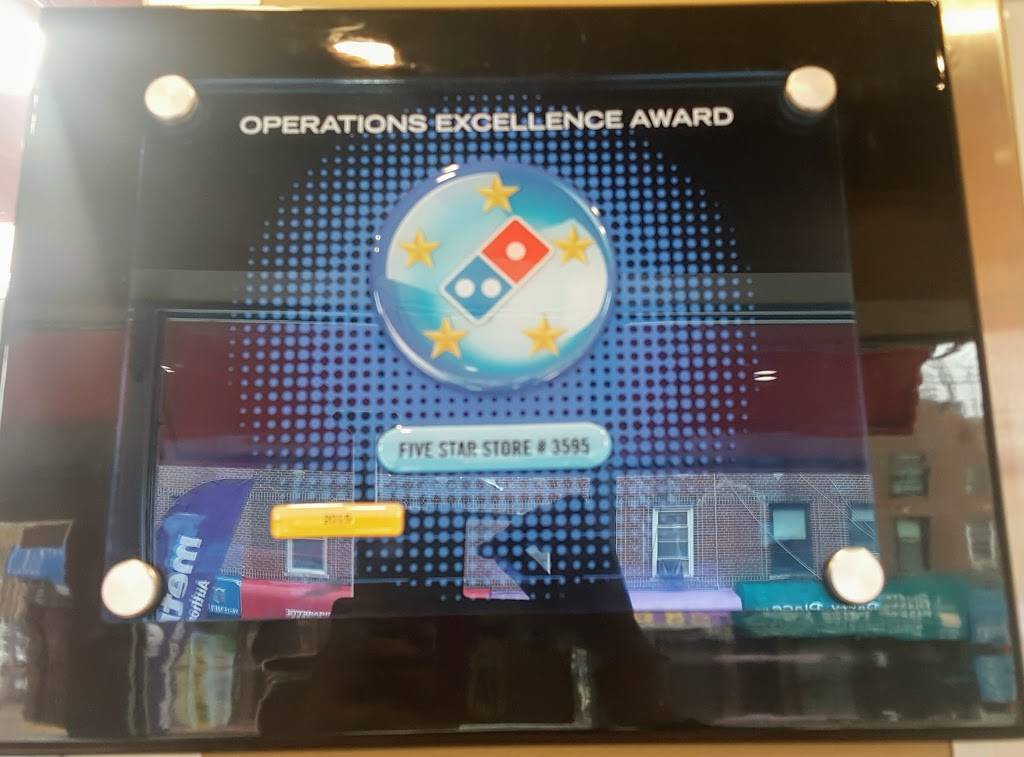 Dominos Pizza | meal delivery | 9614 Metropolitan Ave, Forest Hills, NY 11375, USA | 7187932024 OR +1 718-793-2024