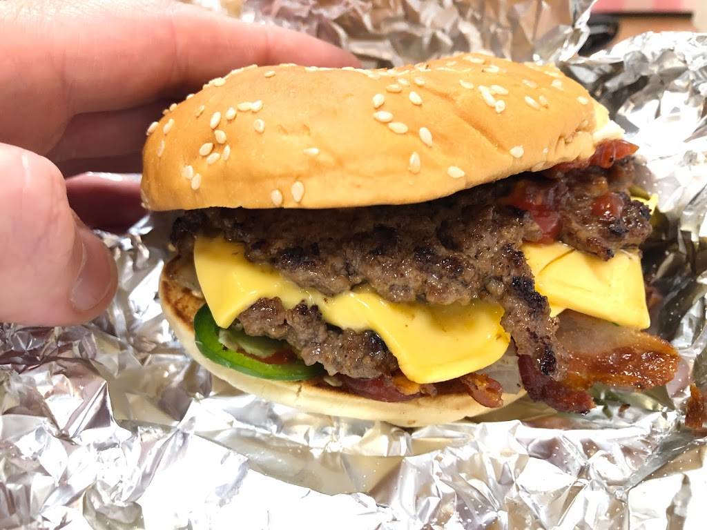 Five Guys | meal takeaway | VILLAGE, 3107 Daniels Rd, Winter Garden, FL 34787, USA | 4079059811 OR +1 407-905-9811