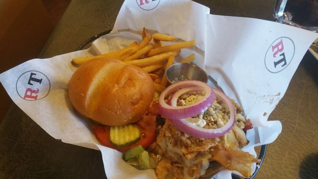 Ruby Tuesday | restaurant | 1764 US-31, Traverse City, MI 49686, USA | 2319389220 OR +1 231-938-9220