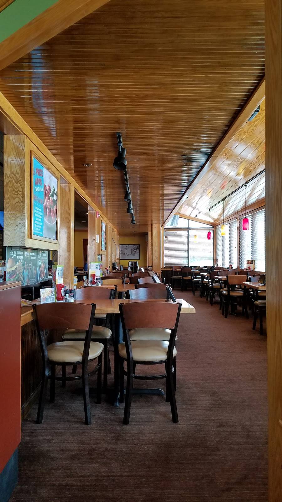 Applebees Grill + Bar | restaurant | 2912 Knoxville Center Dr, Knoxville, TN 37924, USA | 8655232600 OR +1 865-523-2600