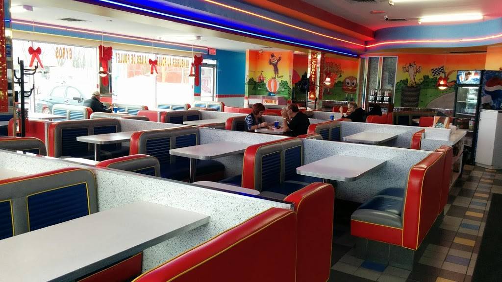 Restaurant La Belle Province | restaurant | 1001 Avenue Gilles Villeneuve, Berthierville, QC J0K 1A0, Canada | 4508361515 OR +1 450-836-1515