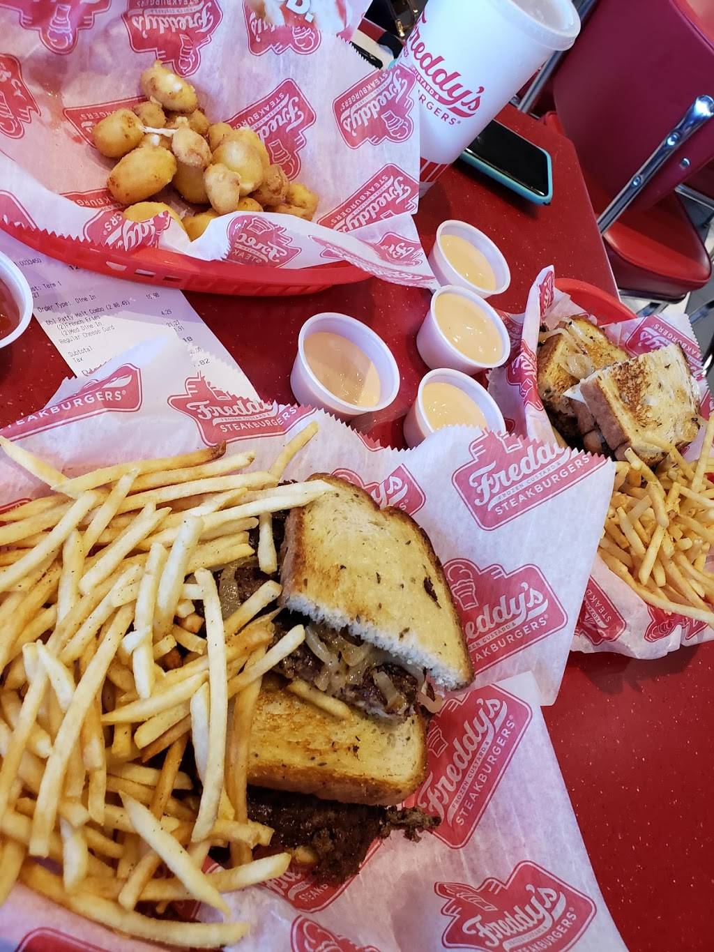 Freddys Frozen Custard & Steakburgers | restaurant | 7201 NW Cache Rd, Lawton, OK 73505, USA | 5806992566 OR +1 580-699-2566