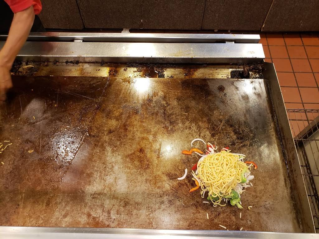 Hibachi Grill | restaurant | 815 Walker St, Houston, TX 77002, USA | 7132221688 OR +1 713-222-1688