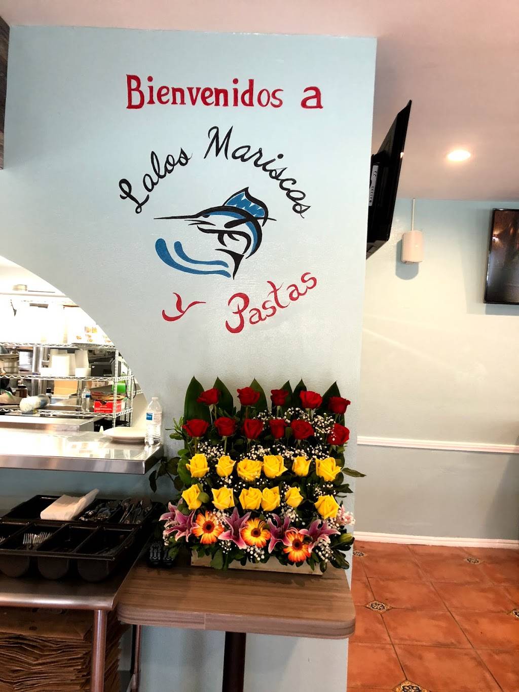 Lalo’s Mariscos and Pastas | restaurant | 4820 W Century Blvd, Inglewood, CA 90304, USA | 3104193067 OR +1 310-419-3067