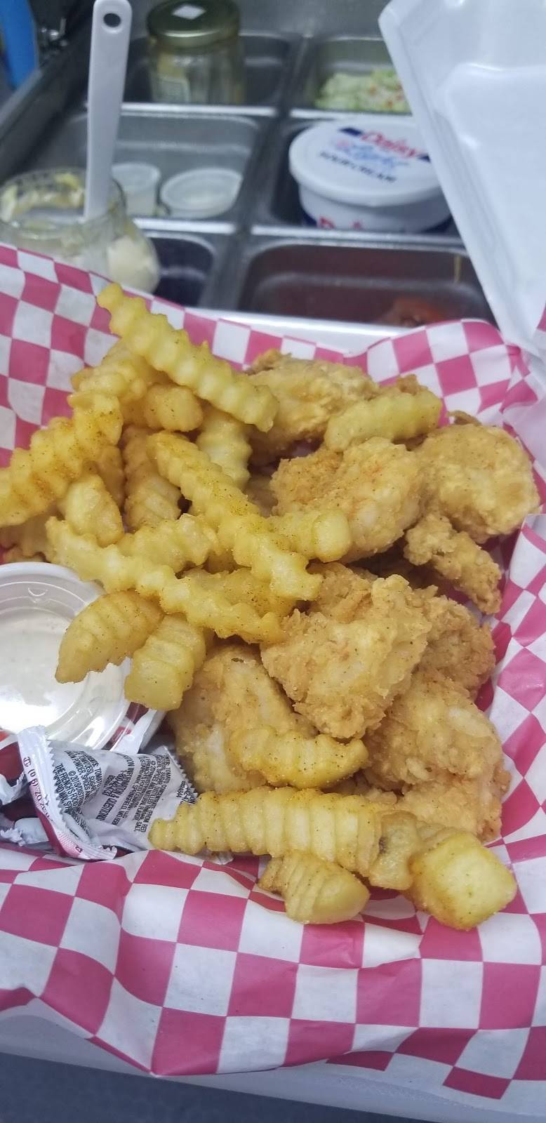 Tinys Shop & More | restaurant | 1020 Forum Dr, Shreveport, LA 71107, USA | 3185182622 OR +1 318-518-2622