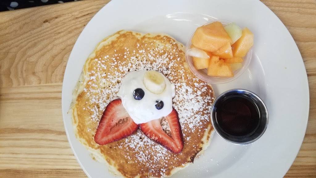 Denicas Real Food Kitchen | bakery | 2634, 6058 Dougherty Rd, Dublin, CA 94568, USA | 9258296200 OR +1 925-829-6200