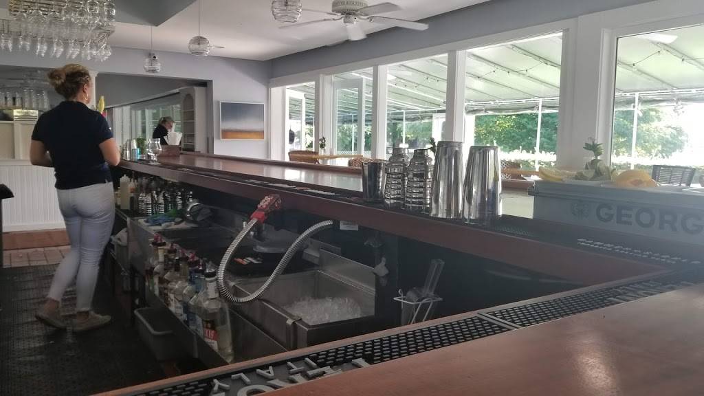 Harbor Bistro | restaurant | 313 Three Mile Harbor Hog Creek Rd, East Hampton, NY 11937, USA | 6313247300 OR +1 631-324-7300