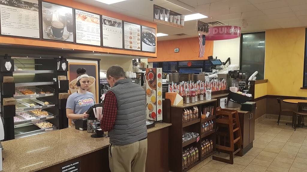 Dunkin | bakery | 1171 S Wisconsin Dells Pkwy S, Lake Delton, WI 53940, USA | 6082541111 OR +1 608-254-1111