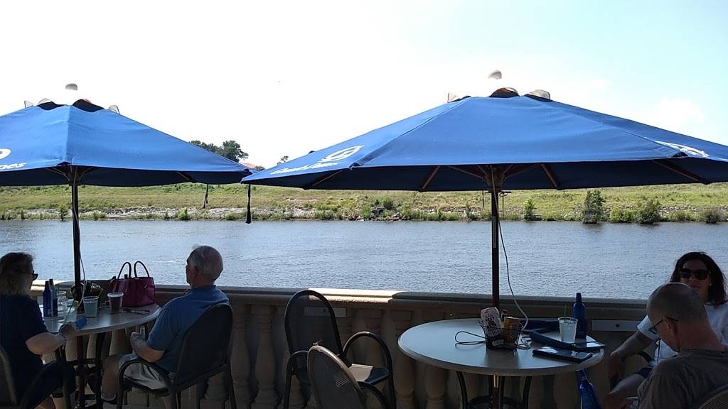 Anchor Cafe at Grande Dunes | restaurant | 8205 Marina Pkwy, Myrtle Beach, SC 29572, USA | 8433157855 OR +1 843-315-7855