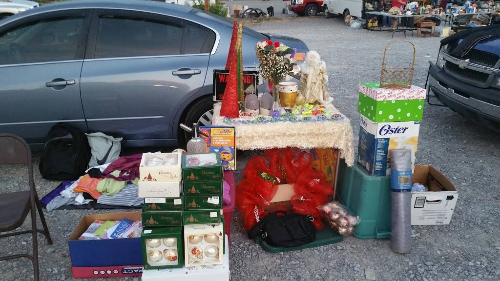 Hardees | restaurant | 3946 Asheville Hwy, Knoxville, TN 37914, USA | 8655243507 OR +1 865-524-3507