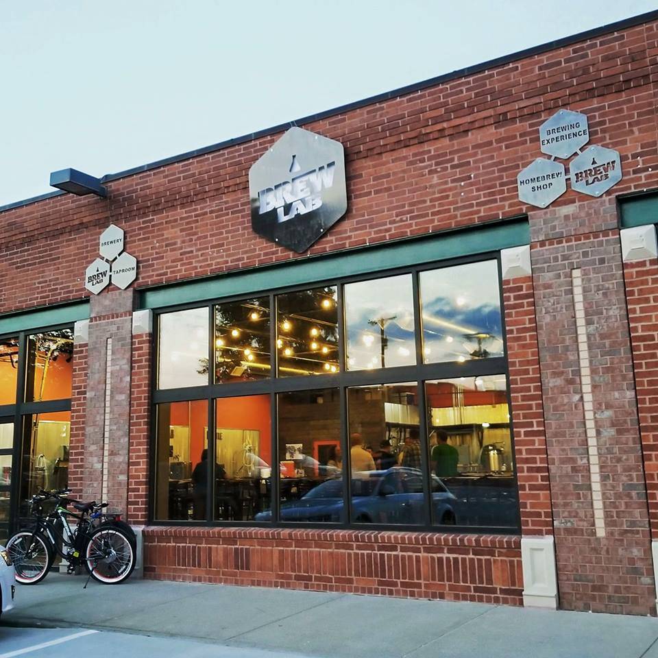 Brew Lab | restaurant | 7925 Marty St, Overland Park, KS 66204, USA | 9134002343 OR +1 913-400-2343
