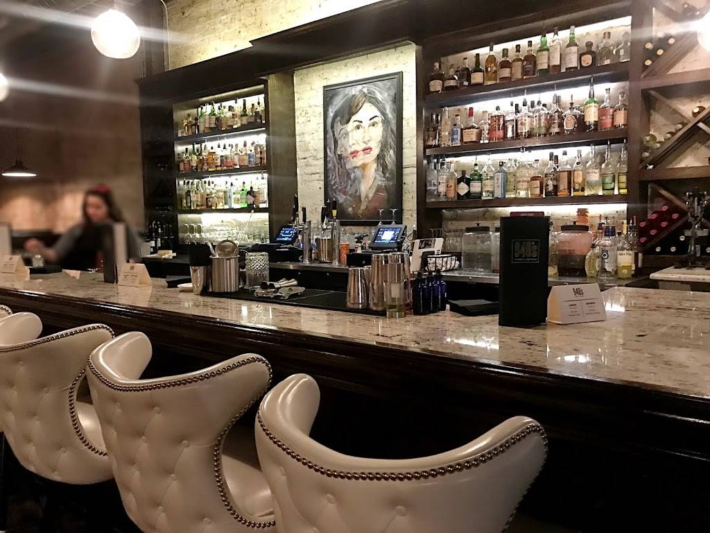 940s Kitchen & Cocktails | restaurant | 219 W Oak St, Denton, TX 76201, USA | 9402186222 OR +1 940-218-6222