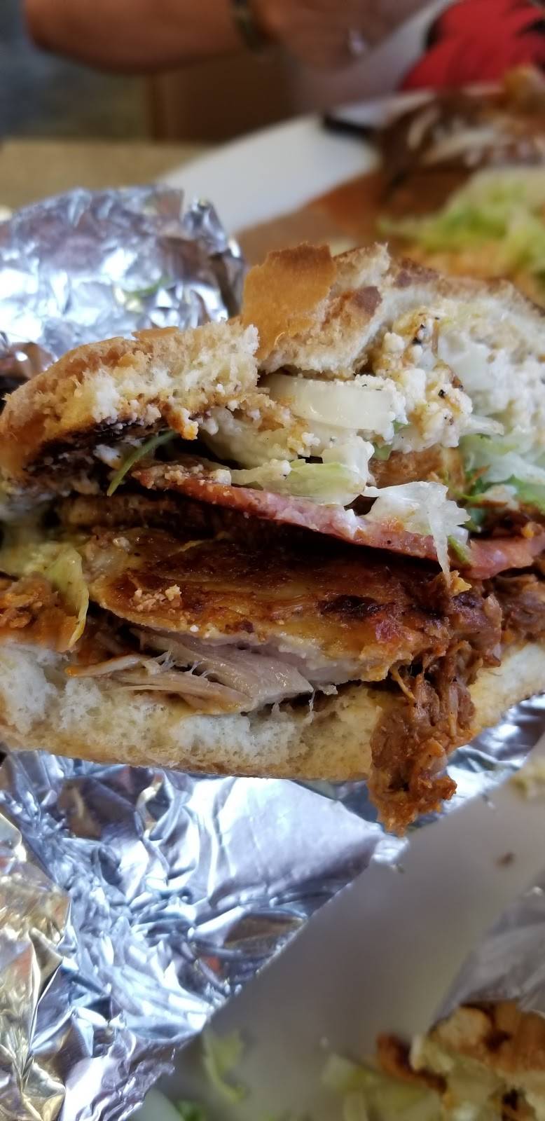 Jugos Vallarta | restaurant | 675 E Grand Blvd, Corona, CA 92879, USA | 9512795076 OR +1 951-279-5076