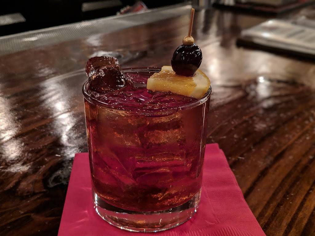 Vesuvio Restaurant | restaurant | 6th Ave & Junipero St, Carmel-By-The-Sea, CA 93923, USA | 8316251766 OR +1 831-625-1766