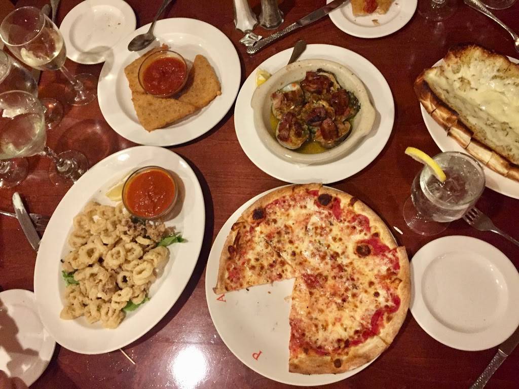 Carmines | restaurant | 376 River Rd, Shelton, CT 06484, USA | 2039221233 OR +1 203-922-1233