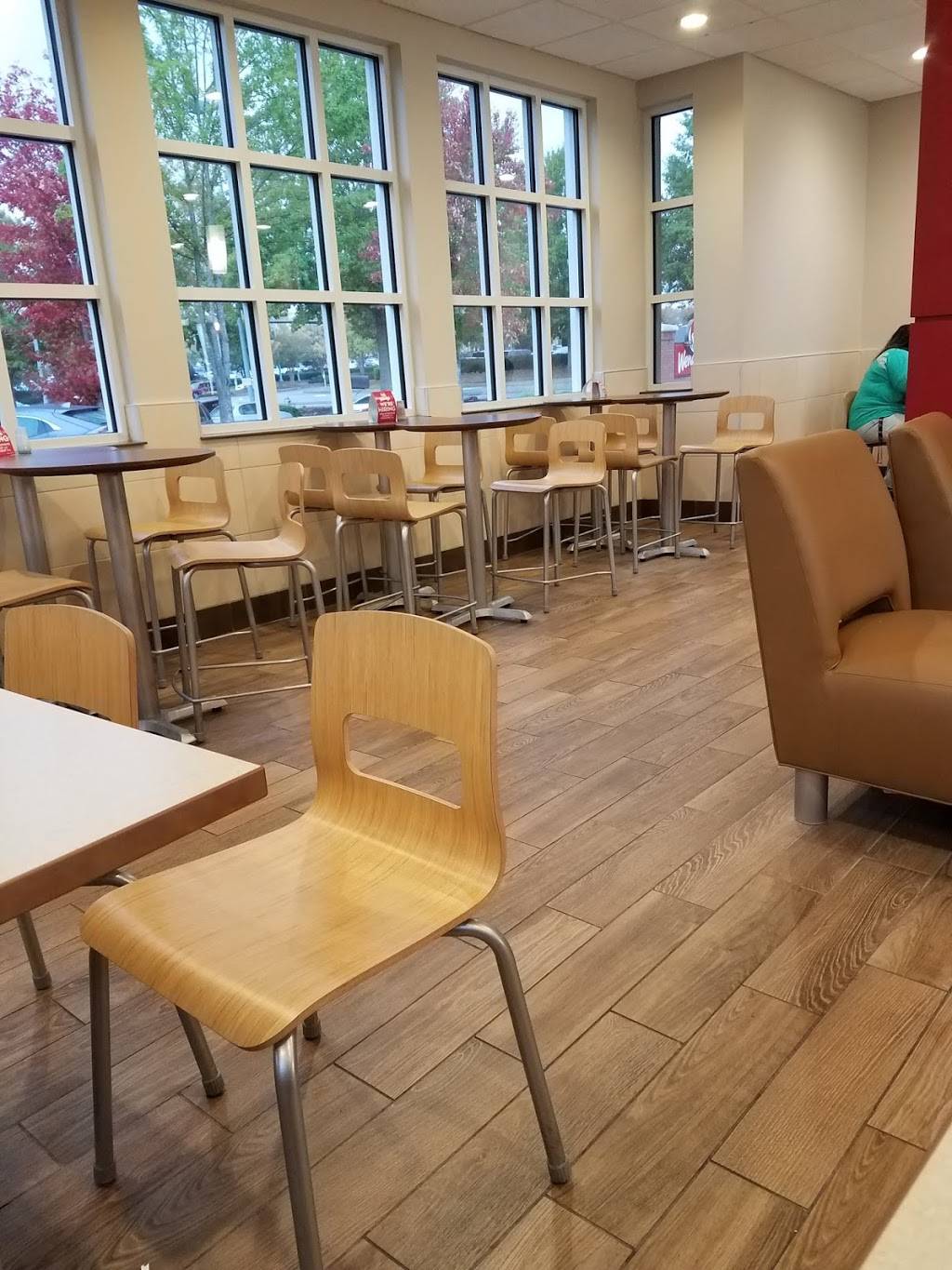 Wendys | restaurant | 2385 Mall of Georgia Blvd, Buford, GA 30519, USA | 6785463531 OR +1 678-546-3531