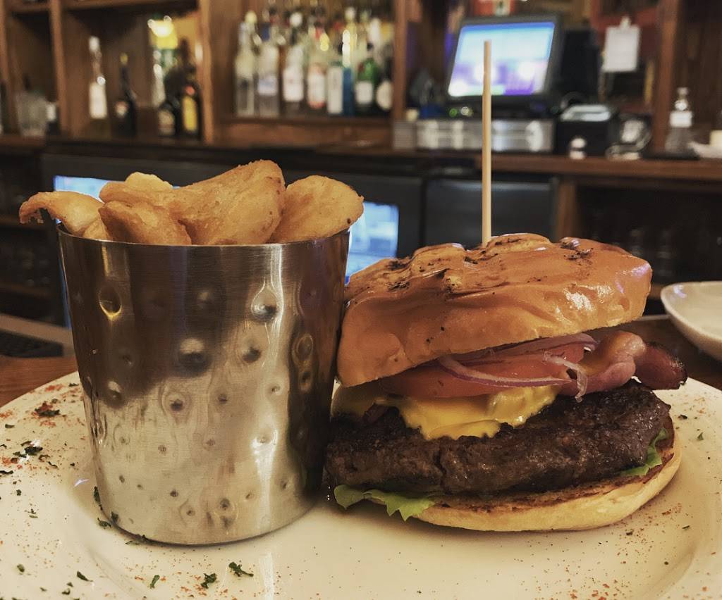 An Tobar Irish Pub | restaurant | Sheraton Orlando North Hotel, 600 North Lake Destiny Road, Maitland, FL 32751, USA | 4075517627 OR +1 407-551-7627