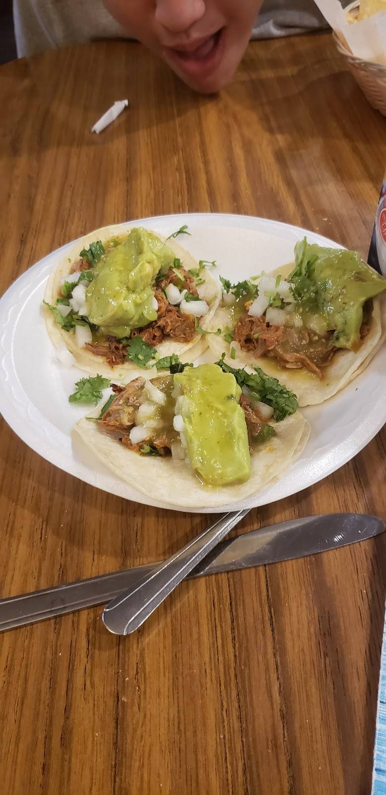 Rauls Mexican Restaurant & Seafood | restaurant | 13908 S Inglewood Ave, Hawthorne, CA 90250, USA | 3106755563 OR +1 310-675-5563