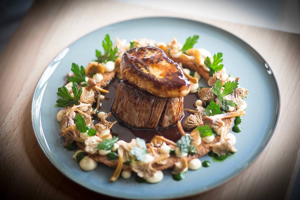 Chez Muffy | restaurant | 10 Rue Saint-Antoine, Québec, QC G1K 4C9, Canada | 4186921022 OR +1 418-692-1022