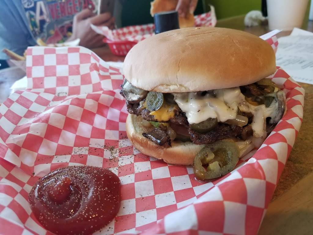 Burger Island | restaurant | 1208 E Belt Line Rd #108, Carrollton, TX 75006, USA | 9722454628 OR +1 972-245-4628