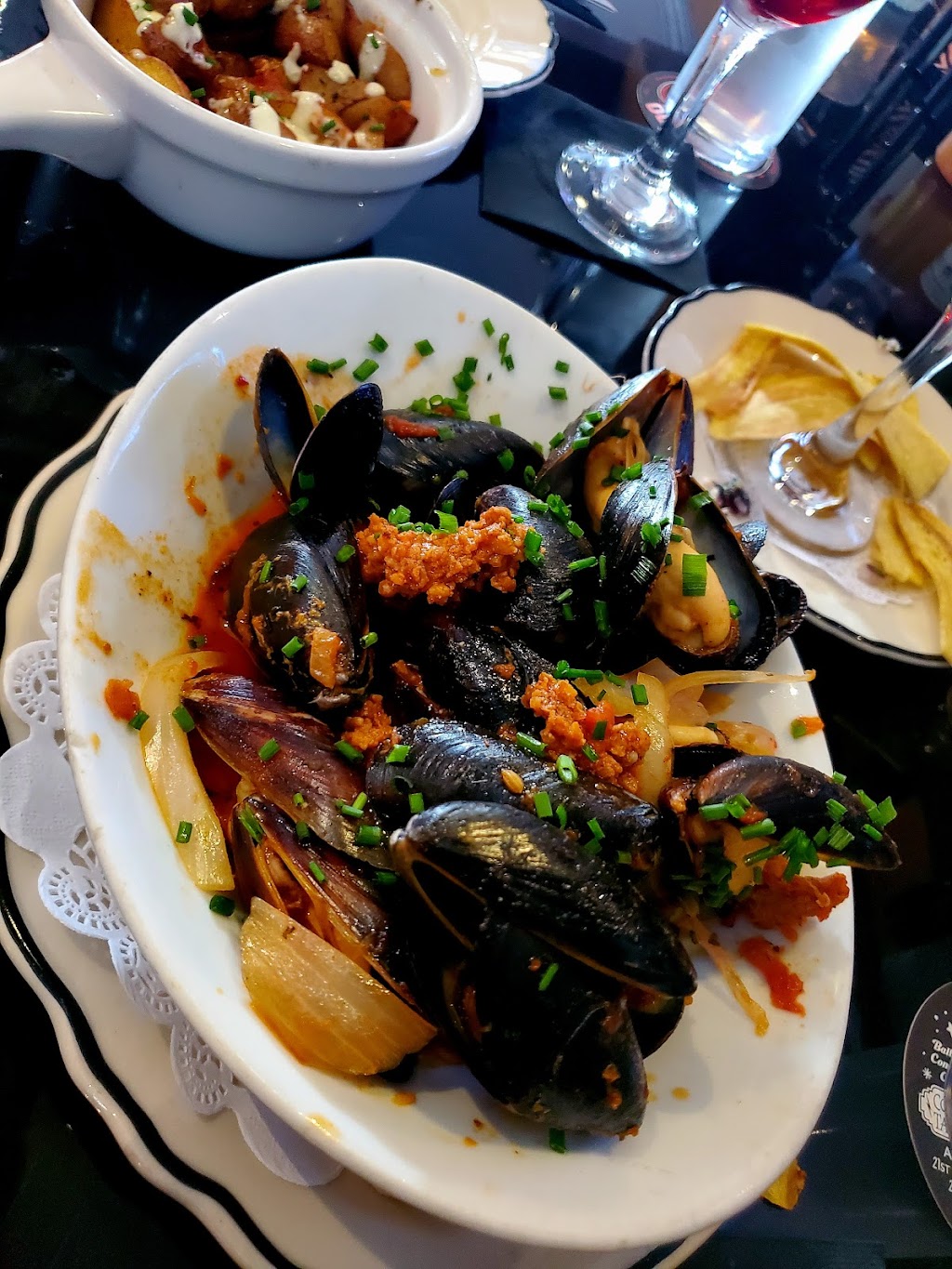 OctoBar | restaurant | 1400 Light St, Baltimore, MD 21230, USA | 4434387599 OR +1 443-438-7599