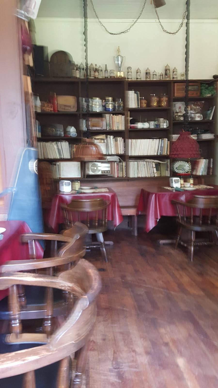 Bacaras Family Restaurant | restaurant | 329 Wheeler Ln, Jamestown, TN 38556, USA | 9318797121 OR +1 931-879-7121