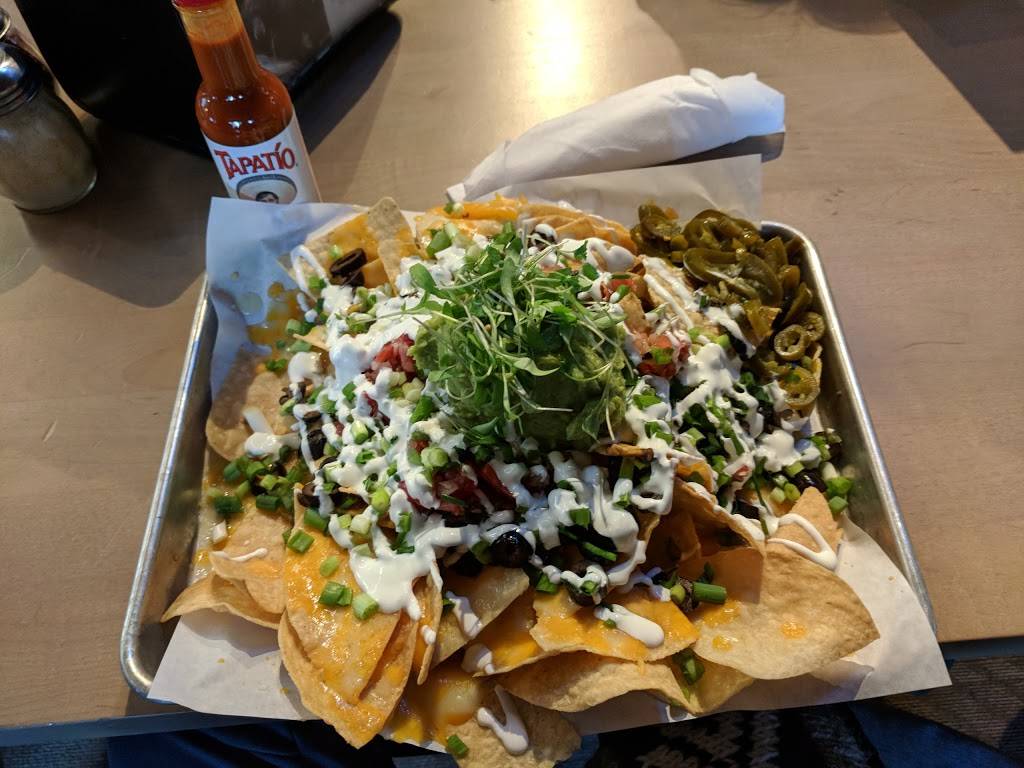 The Loft at Degnans | restaurant | 9015 Village Dr, Yosemite Valley, CA 95389, USA | 2093728454 OR +1 209-372-8454