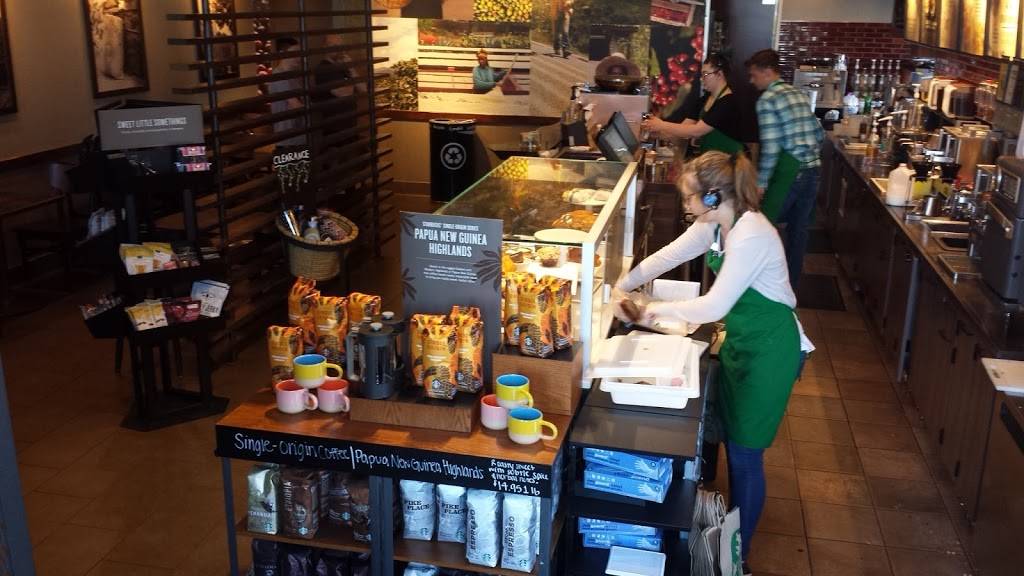 Starbucks | cafe | 443 W Paradise Dr, West Bend, WI 53095, USA | 2623069631 OR +1 262-306-9631