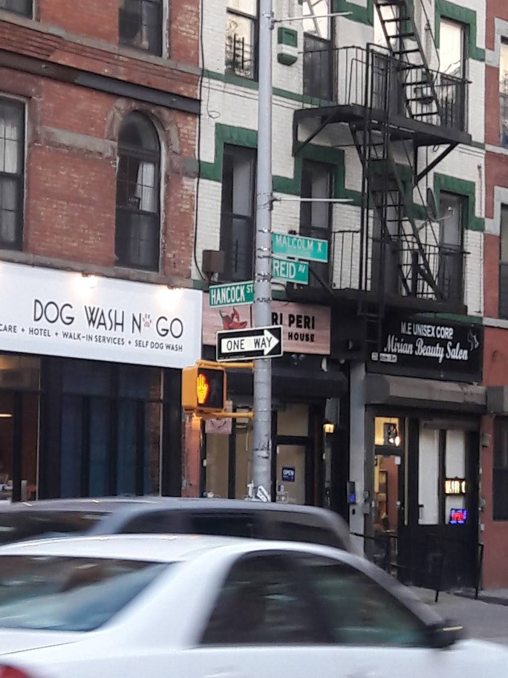 Crown Fried Chicken | meal delivery | 229 Malcolm X Blvd, Brooklyn, NY 11233, USA | 7184552100 OR +1 718-455-2100