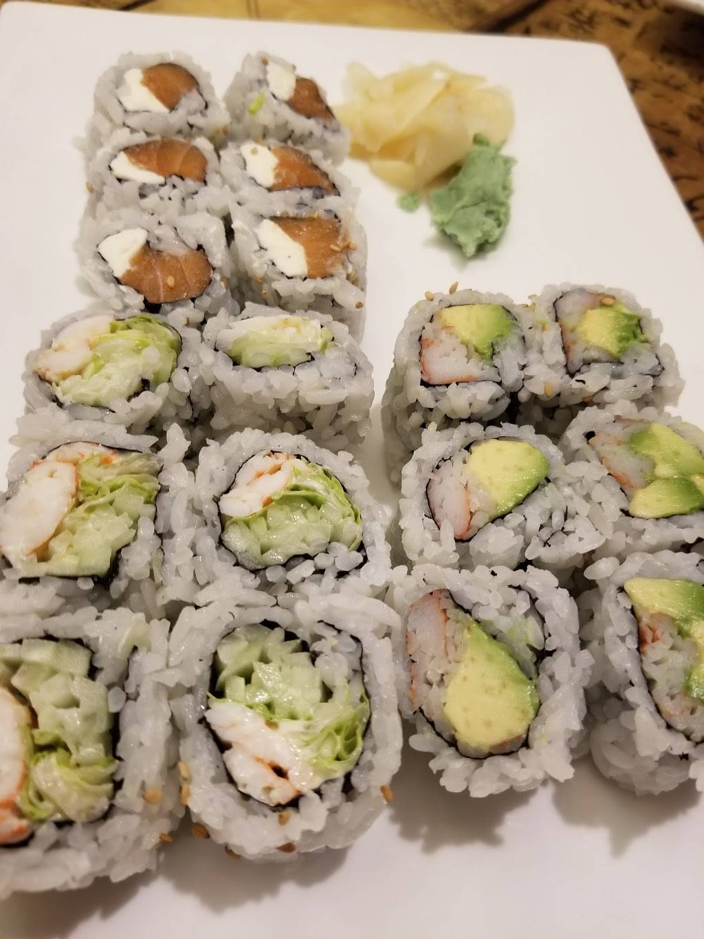 Sakana | restaurant | 68 N Broadway, Hicksville, NY 11801, USA | 5169337673 OR +1 516-933-7673