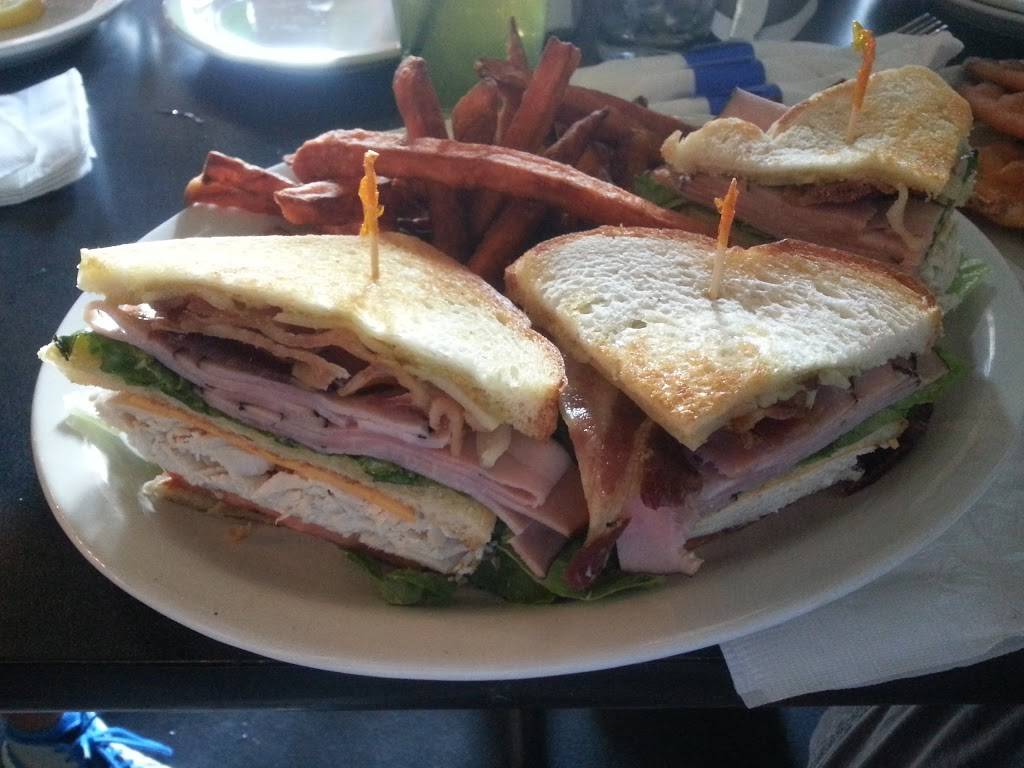 Northville Sports Den | restaurant | 133 W Main St, Northville, MI 48167, USA | 2483475993 OR +1 248-347-5993