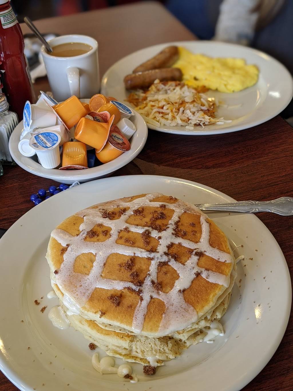 Cinnamon Pancake House | restaurant | 5019 Ace Ln #131, Naperville, IL 60564, USA | 6309466414 OR +1 630-946-6414