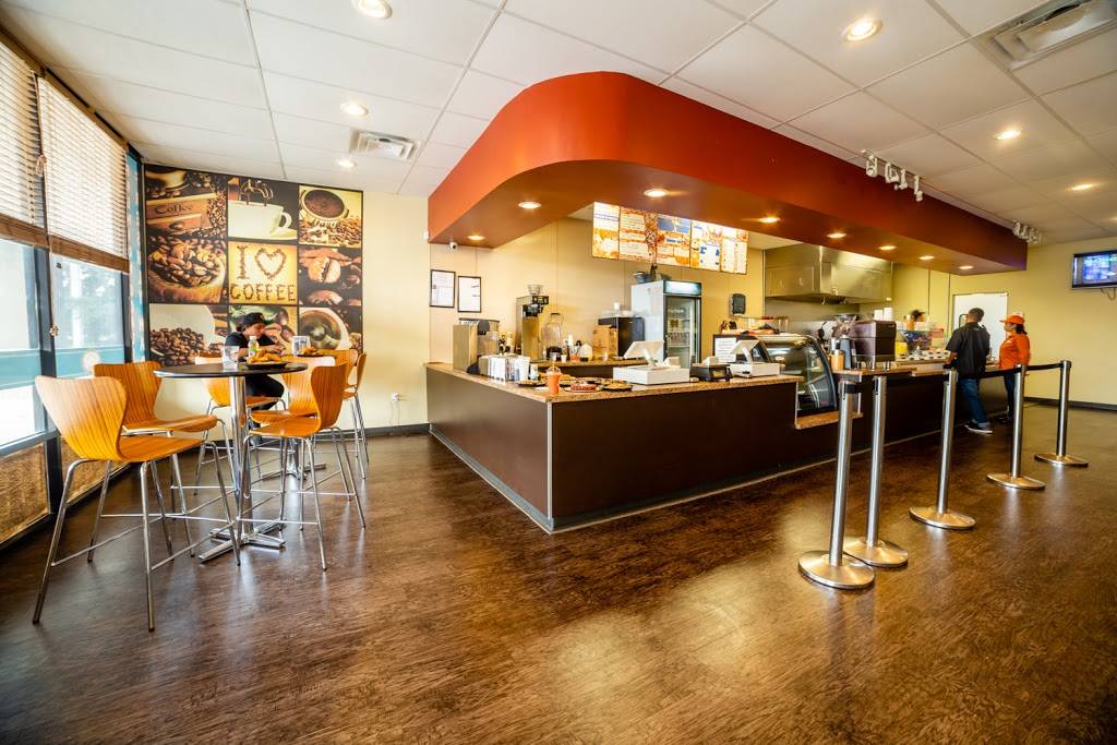 Wafflez-N-Creamz | restaurant | 124 1st St E, Humble, TX 77338, USA | 2813187190 OR +1 281-318-7190