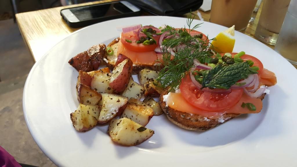 Scrumptious Cafe Bakery | restaurant | 1111 N Hayworth Ave, West Hollywood, CA 90046, USA | 3237984211 OR +1 323-798-4211