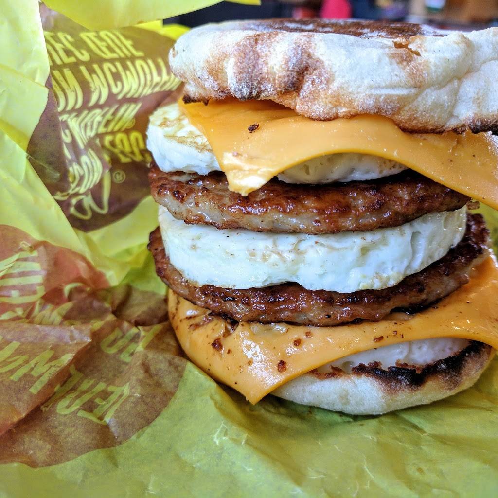 McDonalds | cafe | 666 Fairway Rd S, Kitchener, ON N2C 1X3, Canada | 5198940720 OR +1 519-894-0720