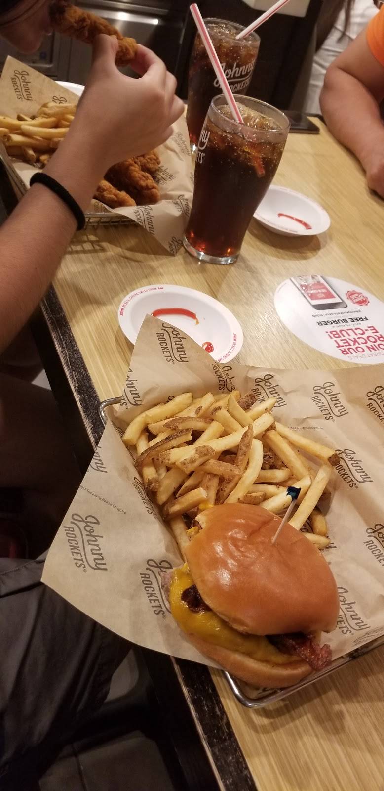 Johnny Rockets | restaurant | 2621 Palisades Center Dr, West Nyack, NY 10994, USA | 8453489343 OR +1 845-348-9343