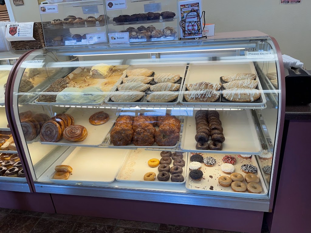 Koehn Bakery | bakery | 101 S Orange St, Butler, MO 64730, USA | 6606796221 OR +1 660-679-6221