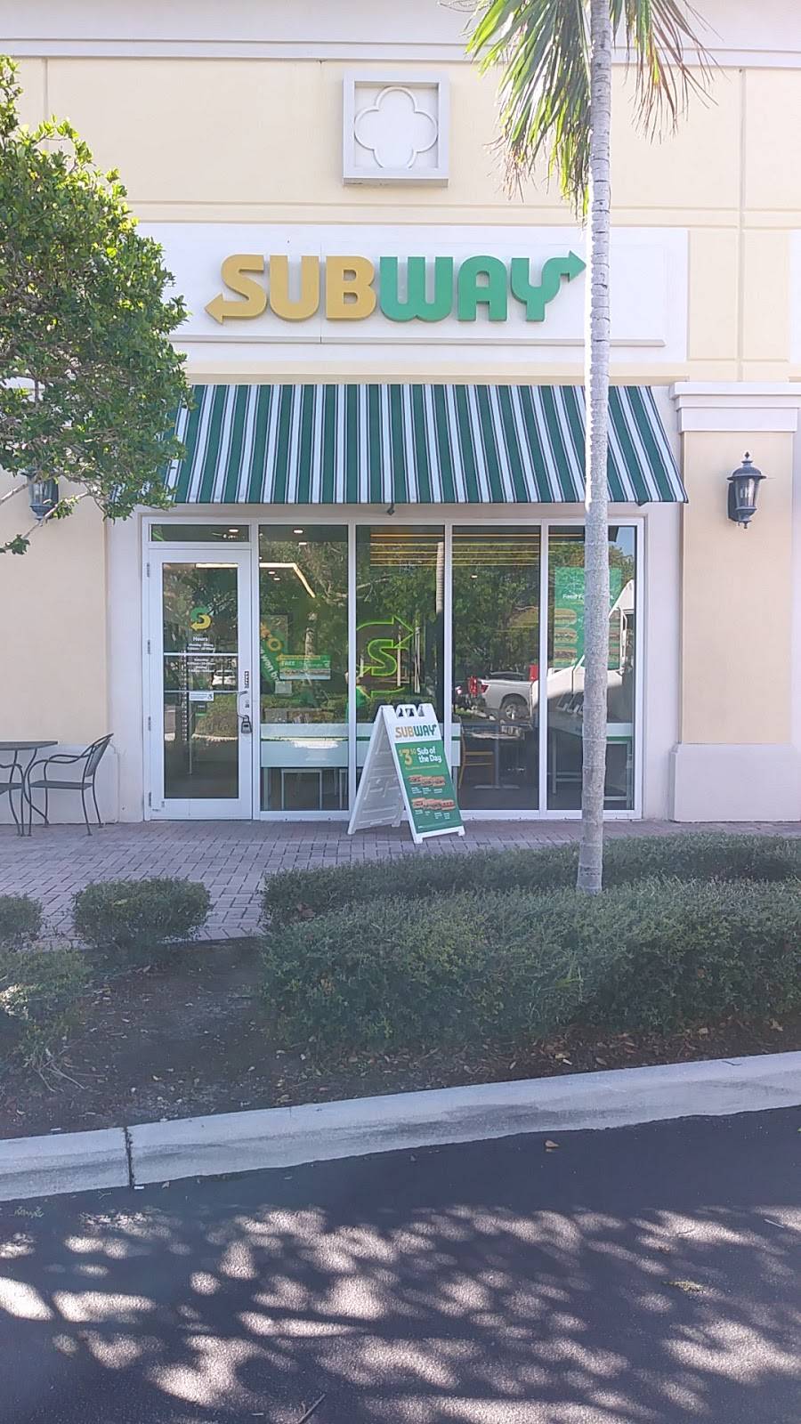 Subway | meal takeaway | 690 Yamato Rd Bay 3, Boca Raton, FL 33431, USA | 5617576811 OR +1 561-757-6811