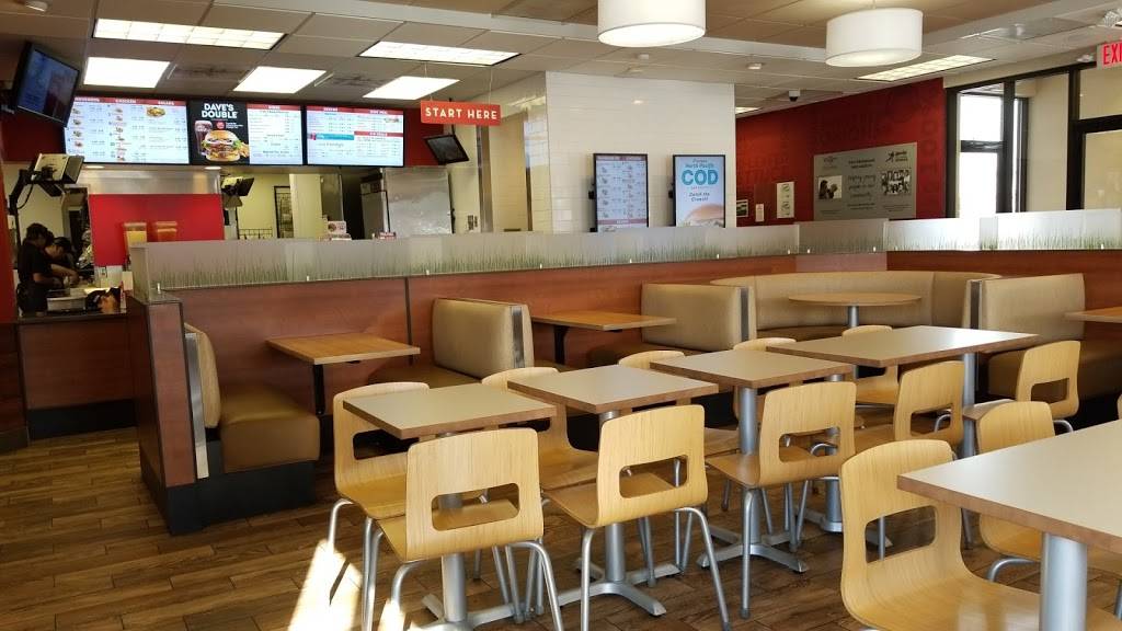 Wendys | restaurant | 9485 S University Blvd, Highlands Ranch, CO 80126, USA | 3033469440 OR +1 303-346-9440