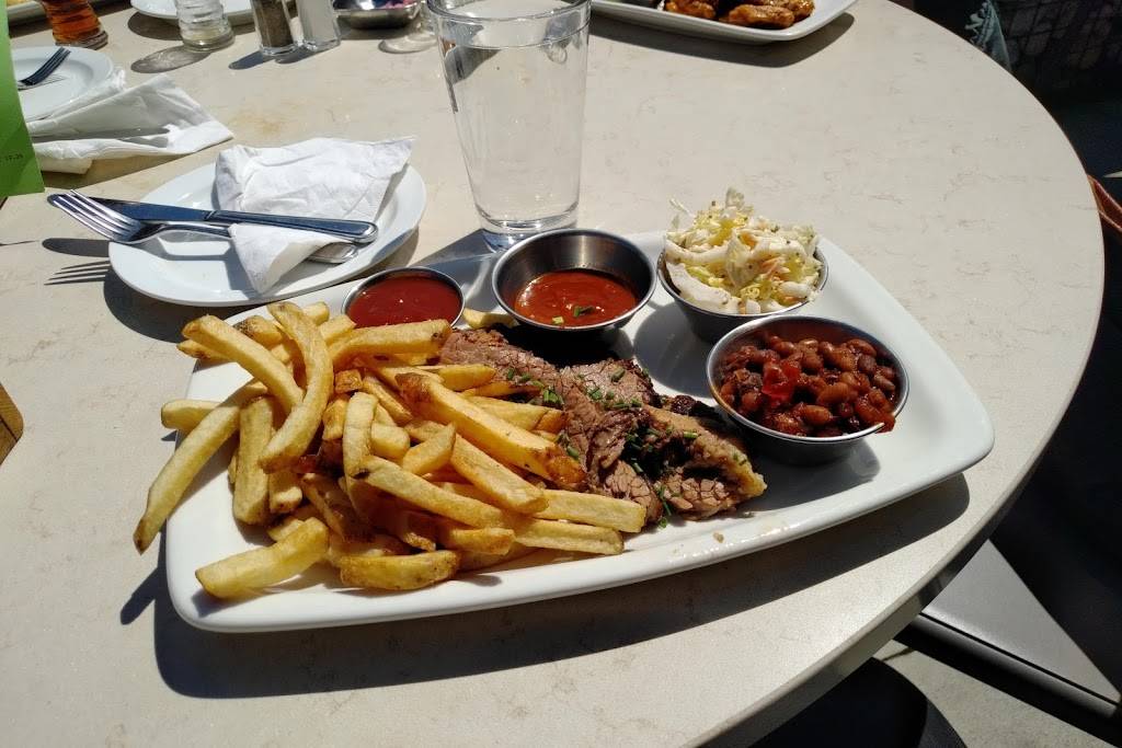 Sociable Kitchen + Tavern | restaurant | 45 King George Rd, Brantford, ON N3R 5K2, Canada | 5197514042 OR +1 519-751-4042