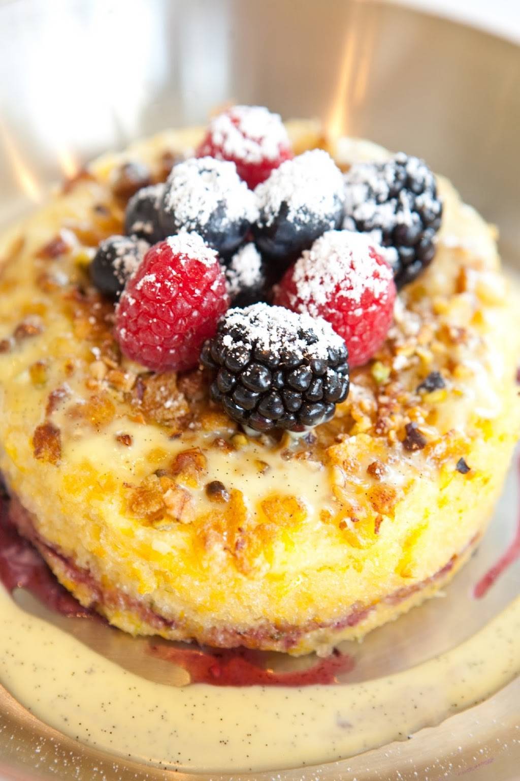 Boxwood Cafe | restaurant | 1020 N San Vicente Blvd, West Hollywood, CA 90069, USA | 3103587788 OR +1 310-358-7788